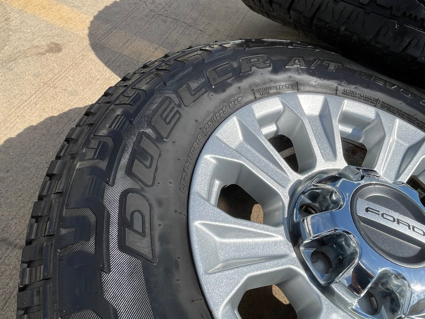 18" Ford F-250 F-350 OEM rims wheels 10097 tires BRIDGESTONE A/T SET