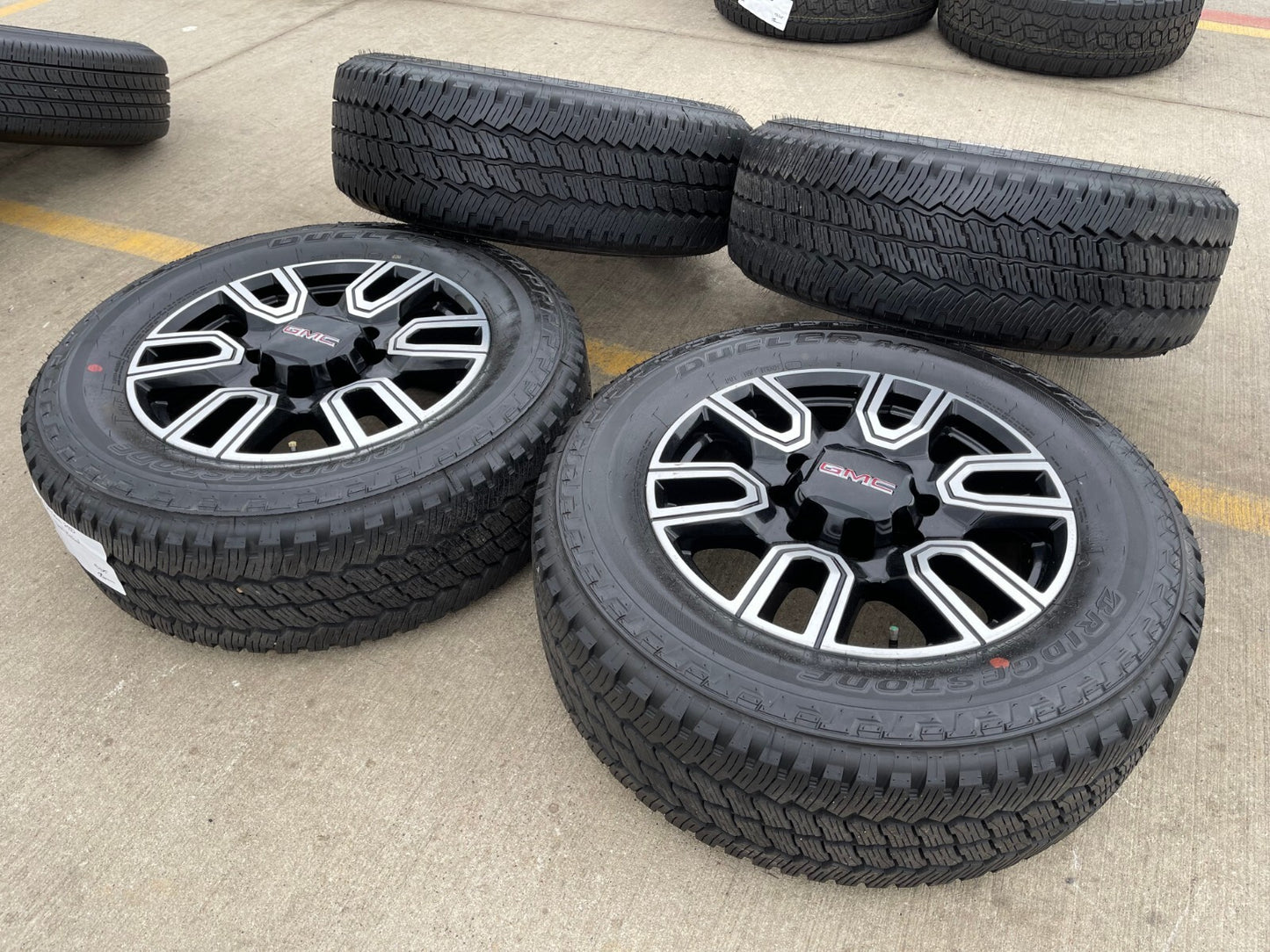 20" GMC Sierra AT4 2500 3500 OEM wheels rims 5950 Silverado 2023 2024 2025 2026