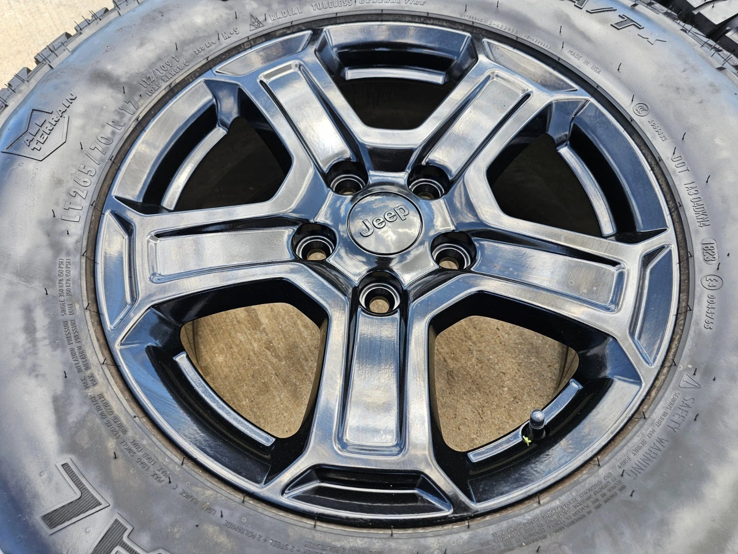 17" Jeep Wrangler Rubicon OEM Black wheels rims 9216 Gladiator GENERAL A/TX