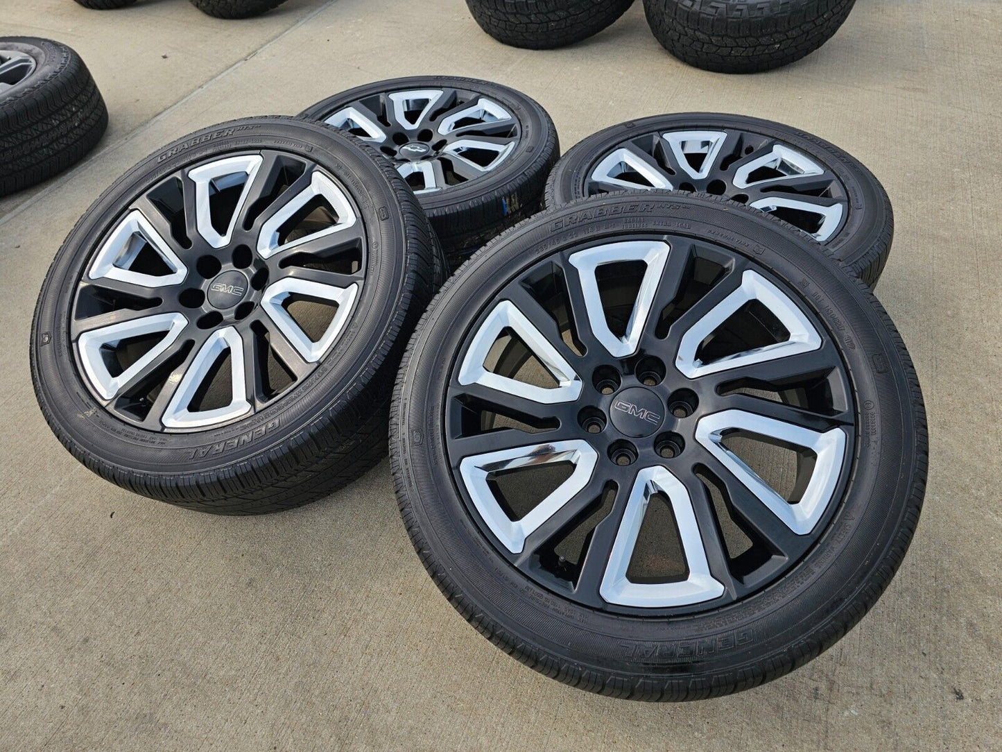 22" Chevy Tahoe Suburban OEM 5907 5901 wheels rims Silverado 2022 2023 2024 2025