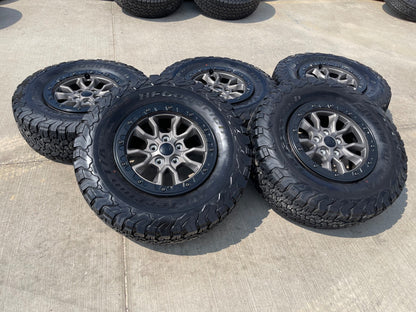 17" Jeep Wrangler 392 Gladiator Rubicon OEM BEADLOCK wheels rims SET 9304 95240