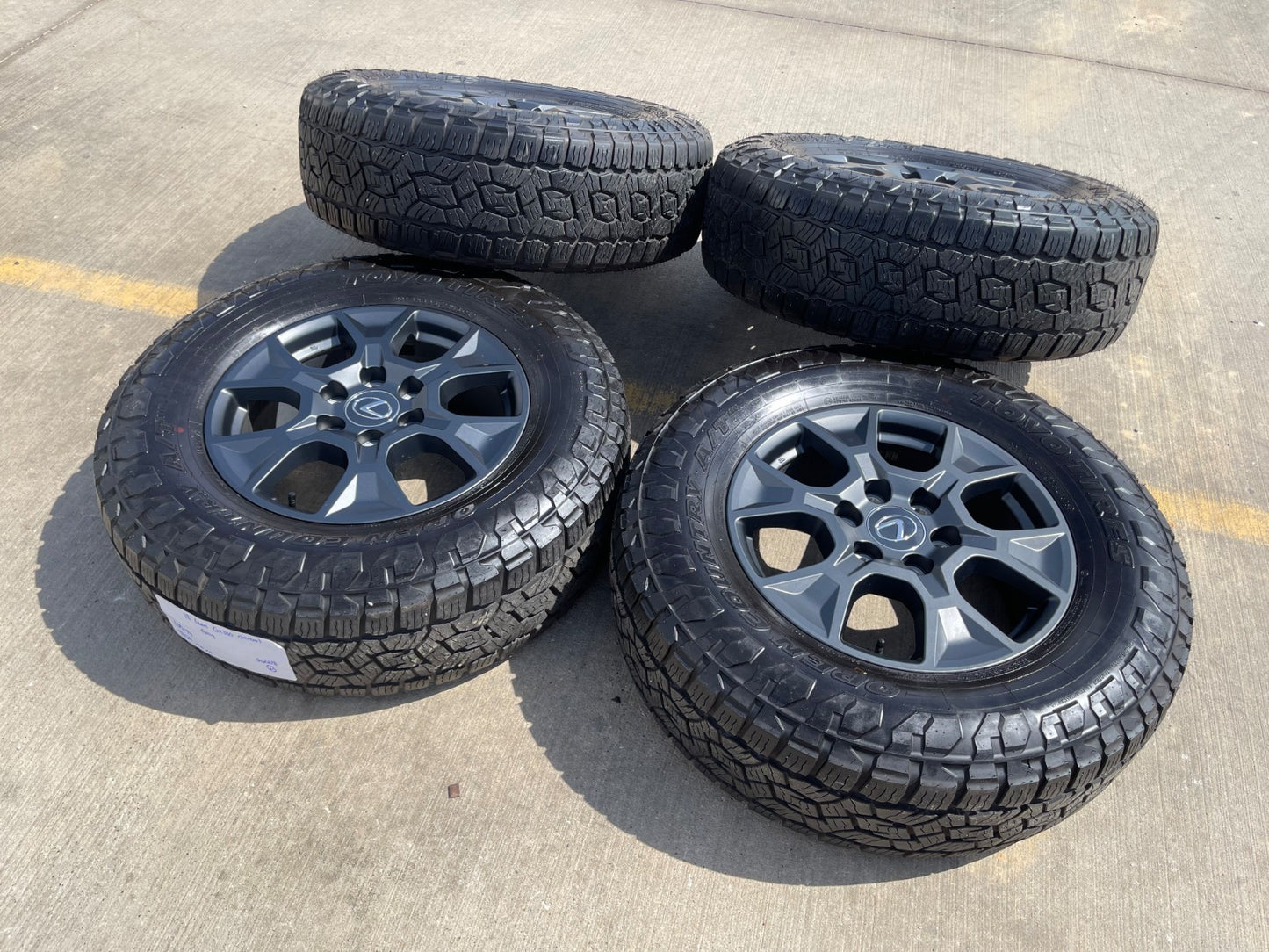 18" Toyota 4Runner Land Cruiser TRD Tundra OEM 10544 wheels rims GX550 TOYO A/T3
