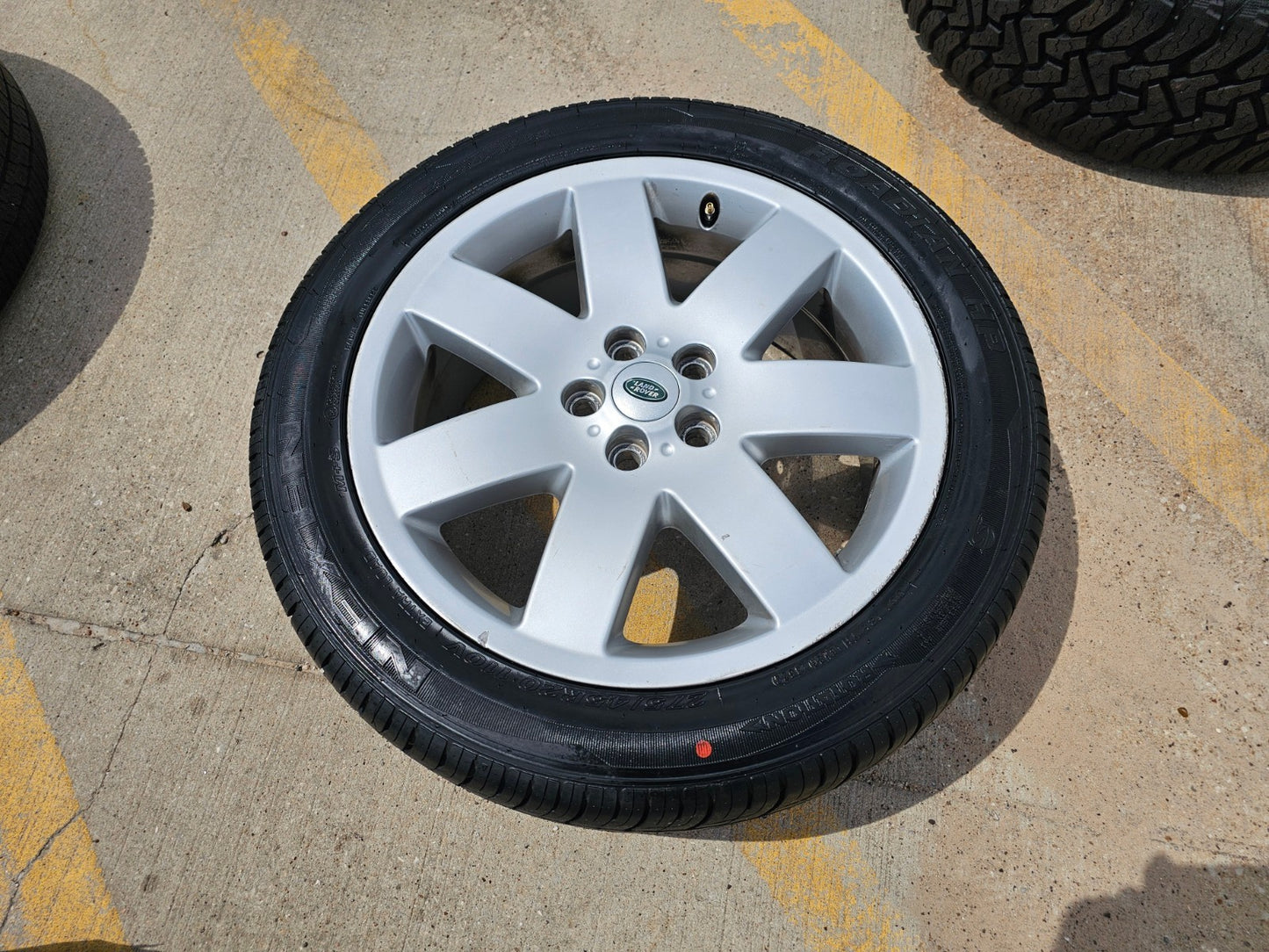 20" Range Land Rover OEM 72199 wheel rim 2008 2011 2012 2013 2014 2015 2021