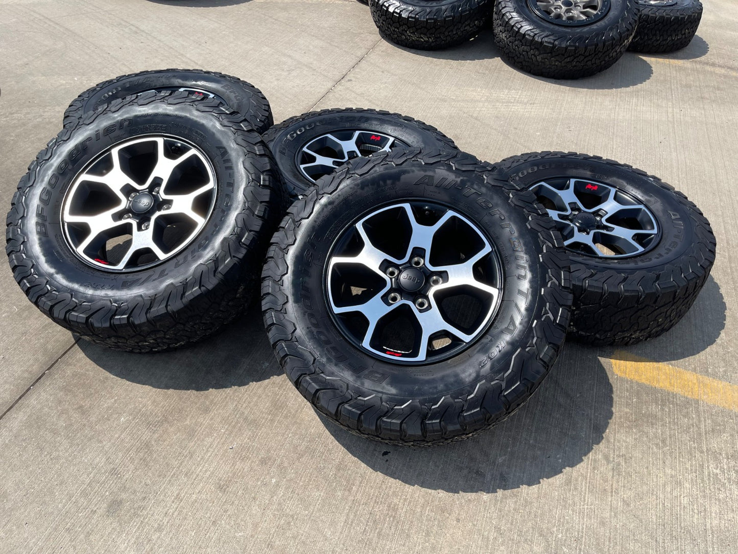17" Jeep Wrangler Rubicon OEM 9218 wheels rims Gladiator BRIDGESTONE A/T NEW