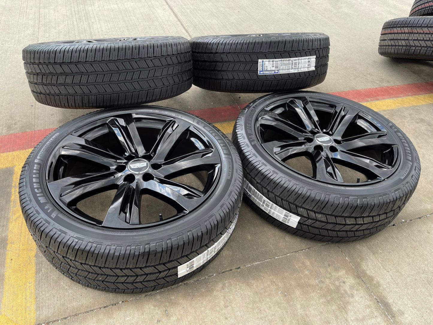 24" Cadillac Escalade V OEM wheels rims black SET 2025 2026 2027 NEW MICHELIN