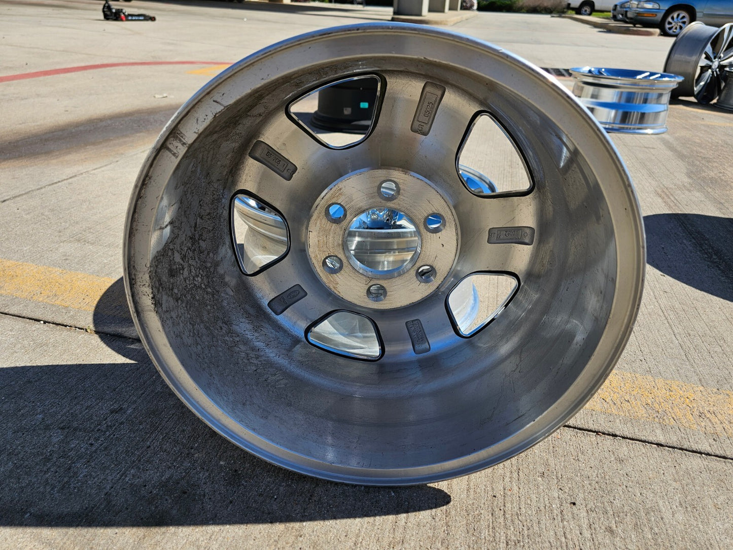 17" Ford F-150 Expedition OEM chrome rim wheel 3593 spare 2005 2006 2007 2008