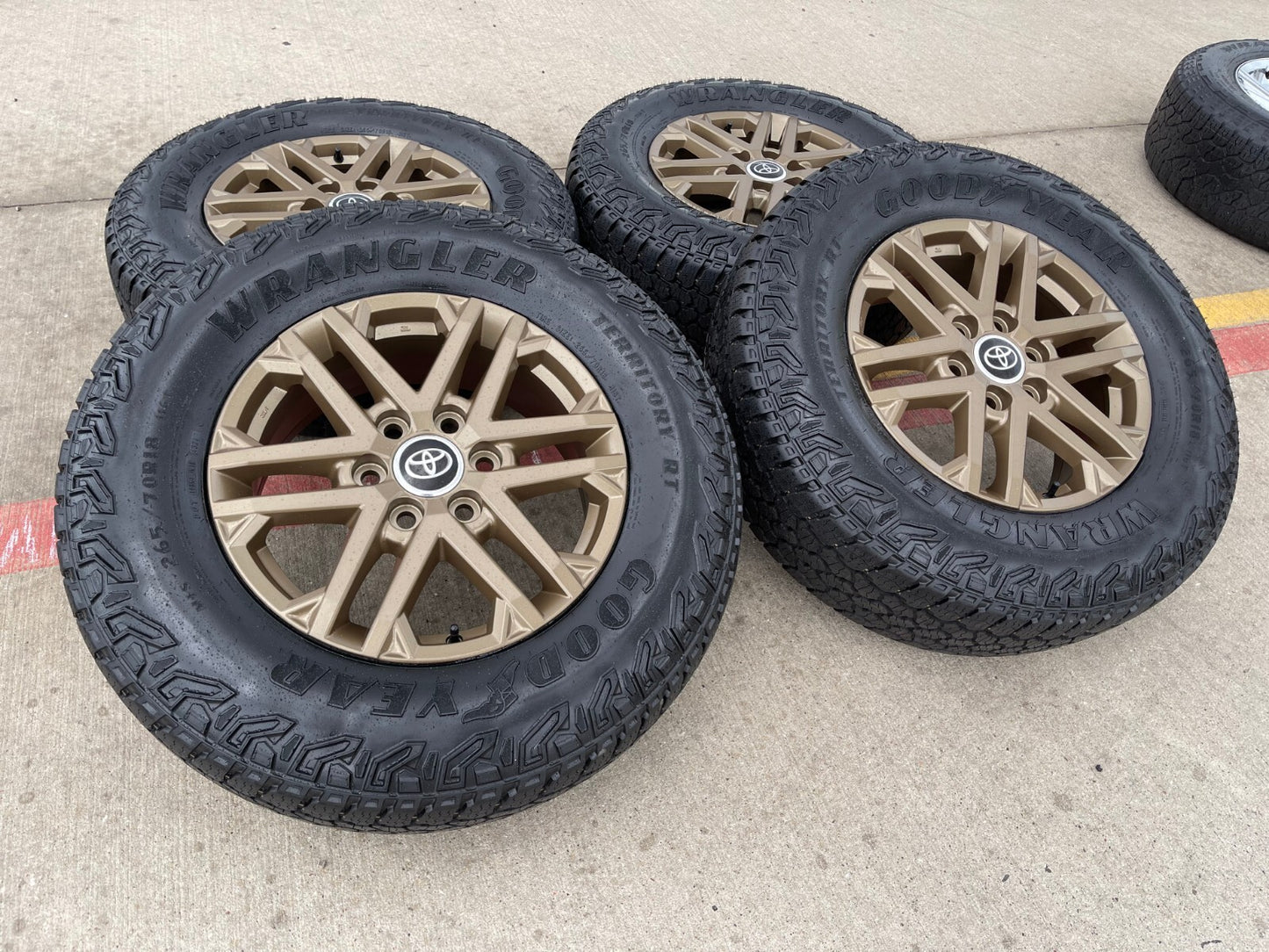 18" Toyota Tundra TRD OEM wheels rims 75281 Sequoia LX600 BRONZE 2025 2026 NEW