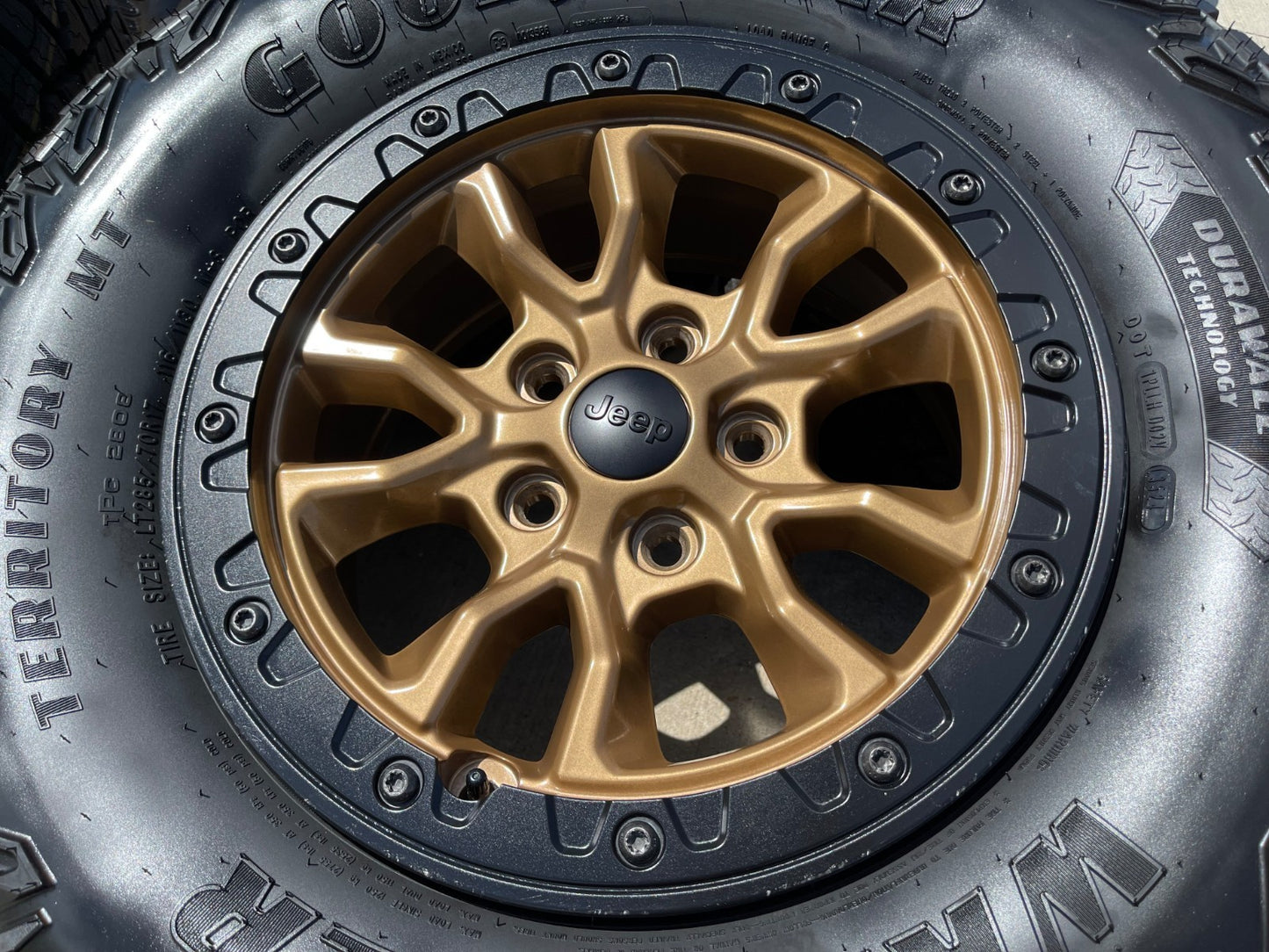 NEW 17" Jeep Wrangler 392 Gladiator Rubicon OEM BEADLOCK wheels rims 9304 95240