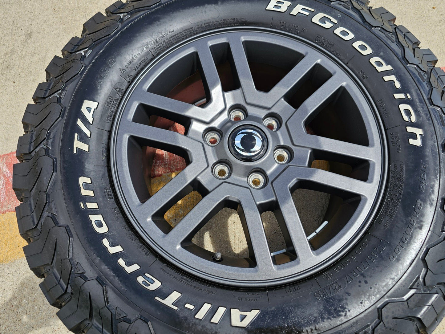 (1) 17" INEOS Grenadier OEM 8775 wheel rim 2023 2024 2025 2026 BFG KO2 A/T NEW