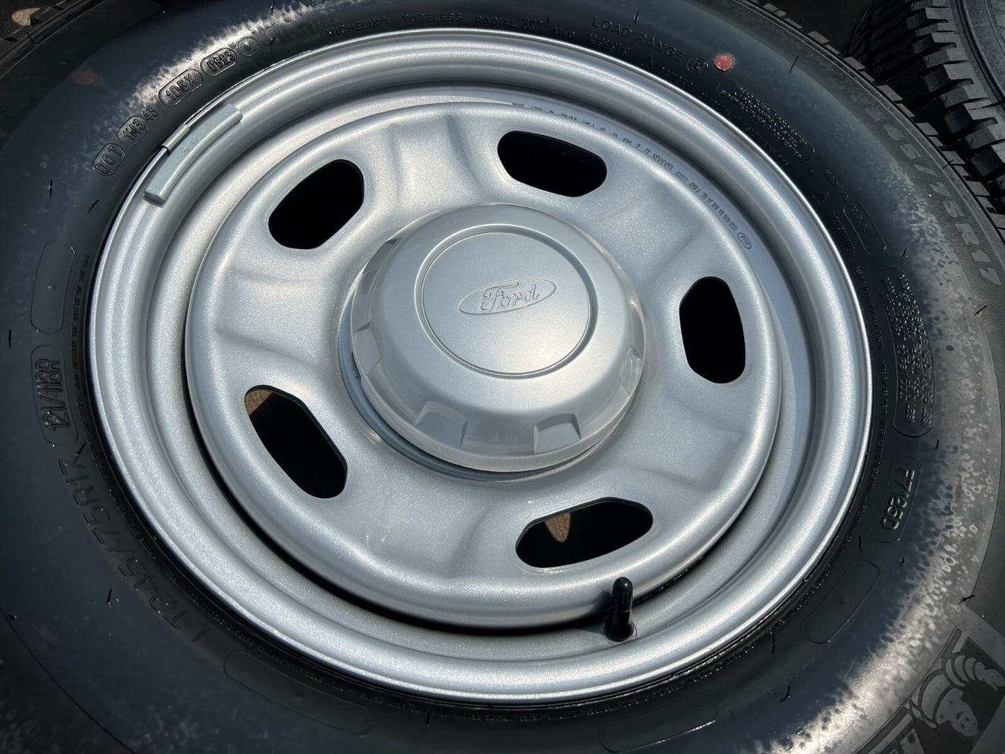 17" Ford F-250 F-350 OEM 3828 wheels rims tires MICHELIN 2023 2024 2025 2026 NEW