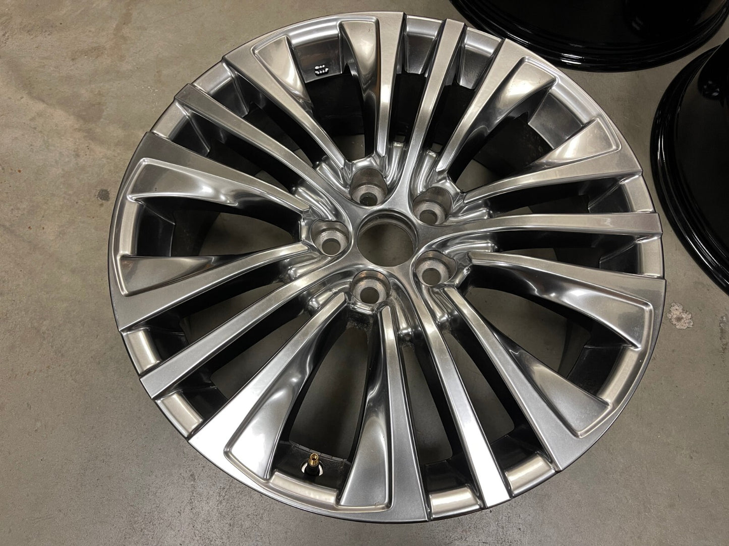 19" Toyota Venza OEM rim wheel Rav4 Sienna CH-R 2021 2022 2023 2024 2025