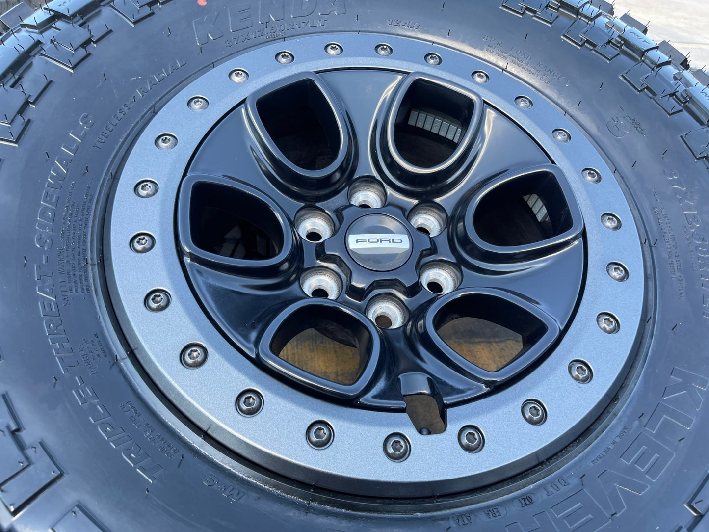 17" Ford F-150 Raptor OEM BEADLOCK rims wheels SET 10459 95210 37" tires NEW