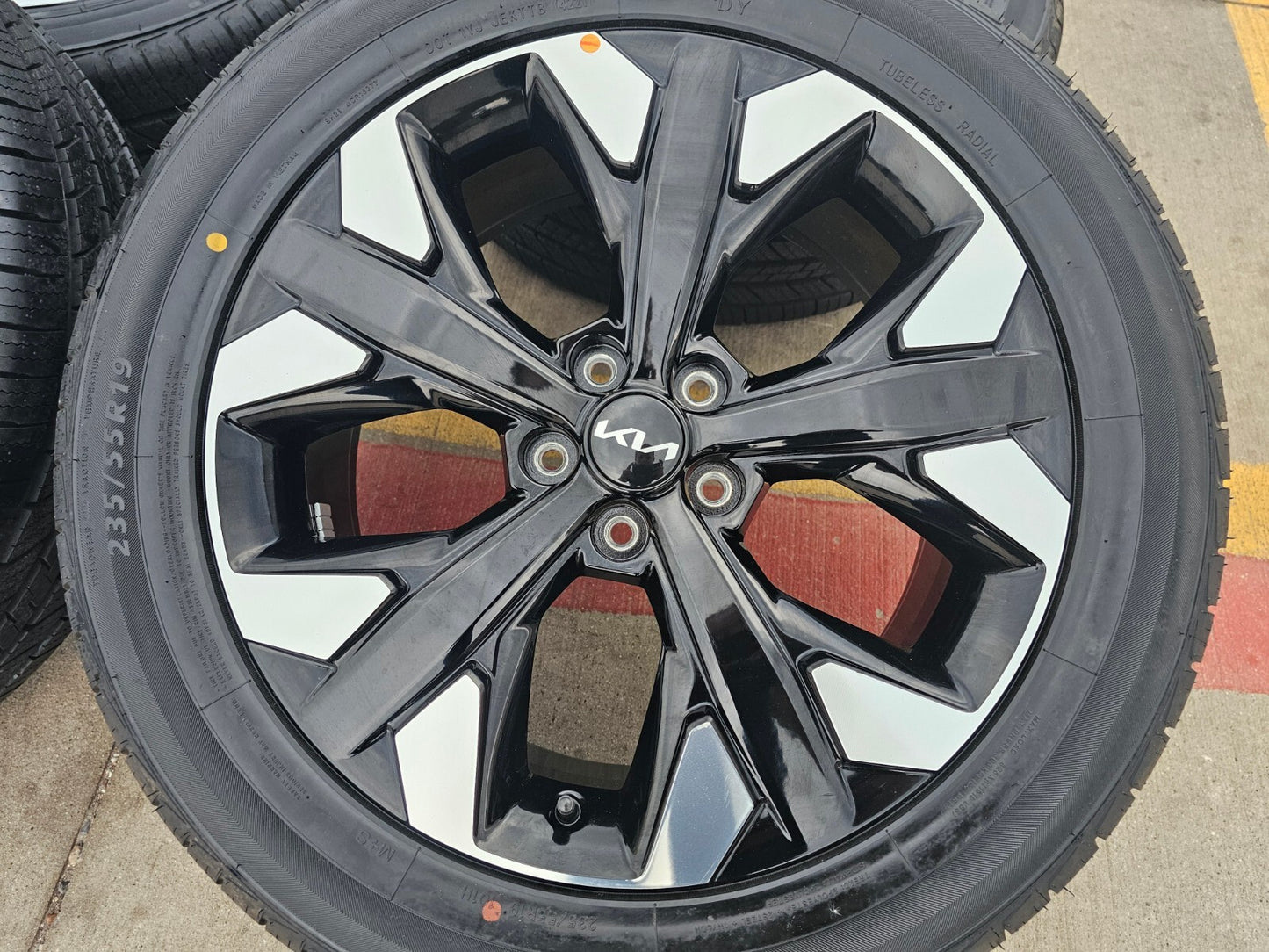19" Kia Sportage Telluride OEM wheels rims tires Sorento Sedona NEW