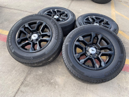 18" Chevy Silverado Suburban Tahoe OEM 14091 wheels rims GMC MICHELIN