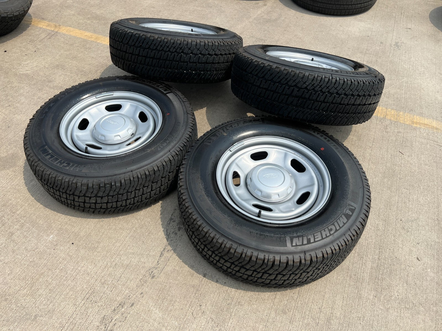 17" Ford F-250 F-350 OEM 3828 wheels rims tires MICHELIN 2023 2024 2025 2026 NEW