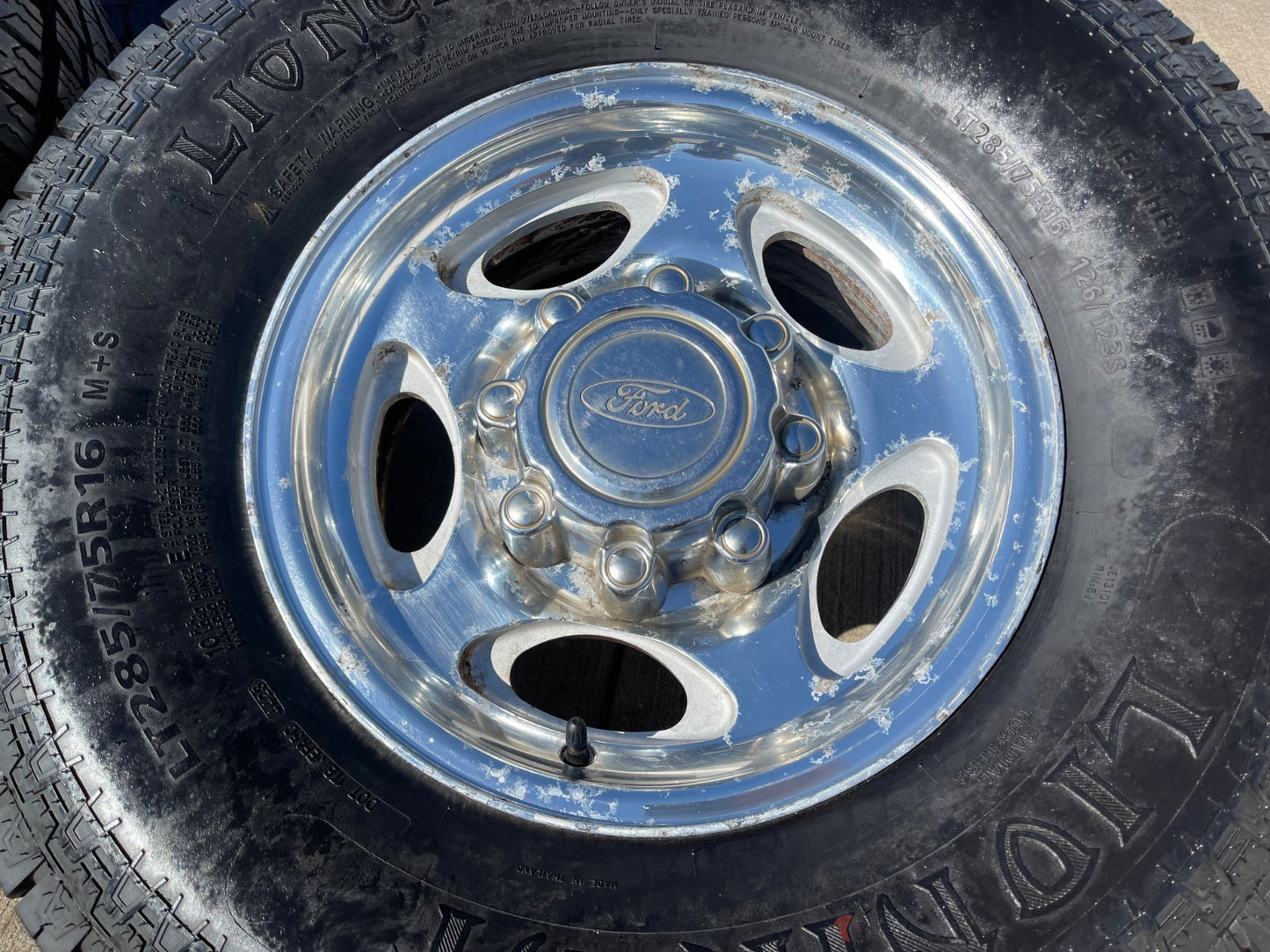 16" Ford F-250 F-350 Excursion OEM 3408 polished wheels rims tires