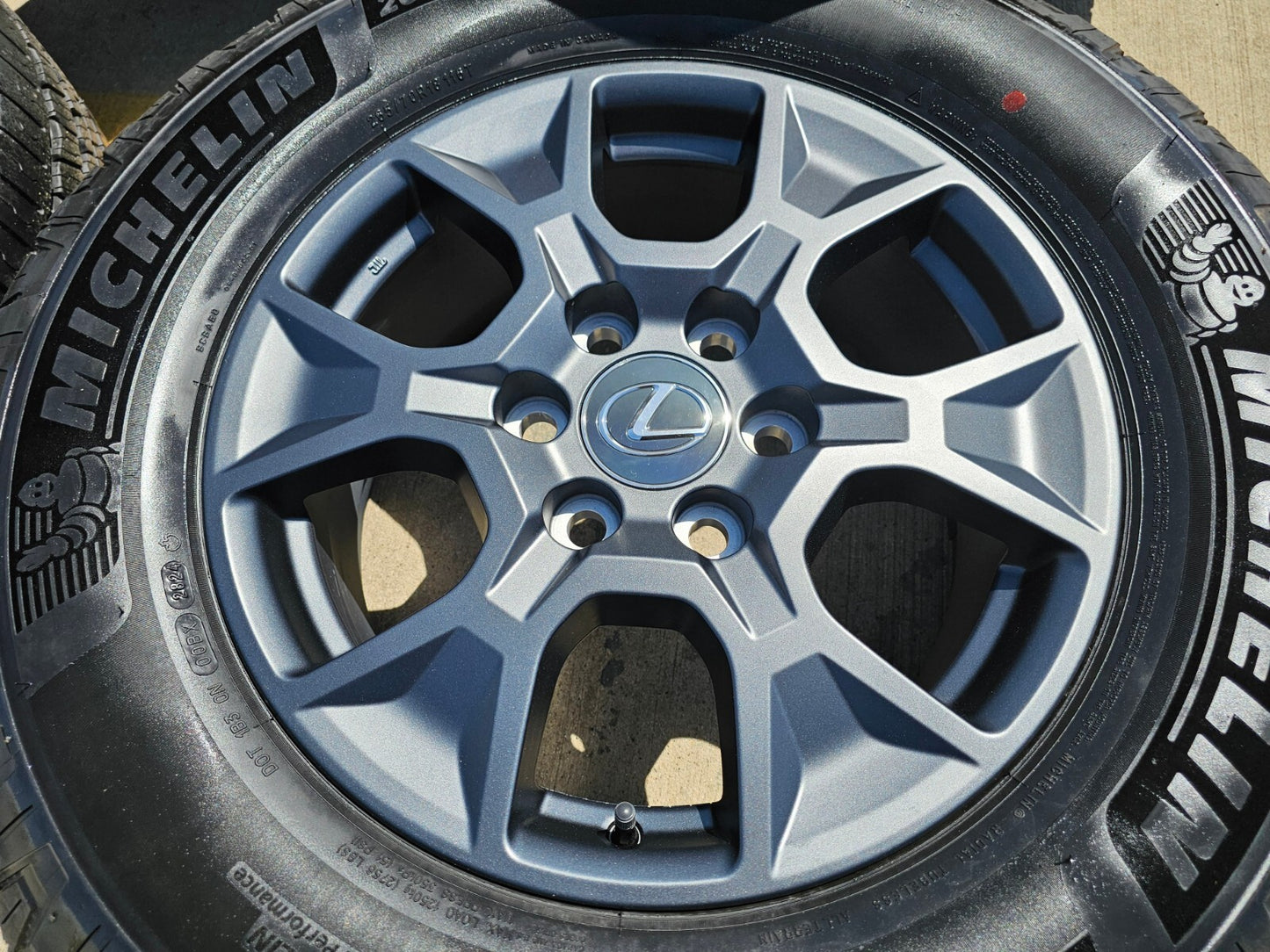 18" Lexus GX550 OEM wheels rims Toyota Land Cruiser Tundra Sequoia MICHELIN NEW