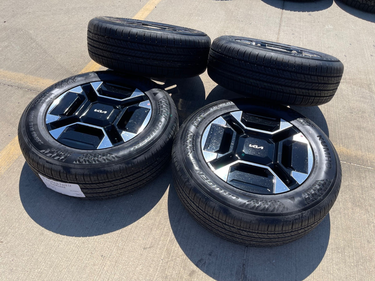 18" Kia Telluride X-PRO OEM wheels rims Sorento Sedona 2027 SET NEW