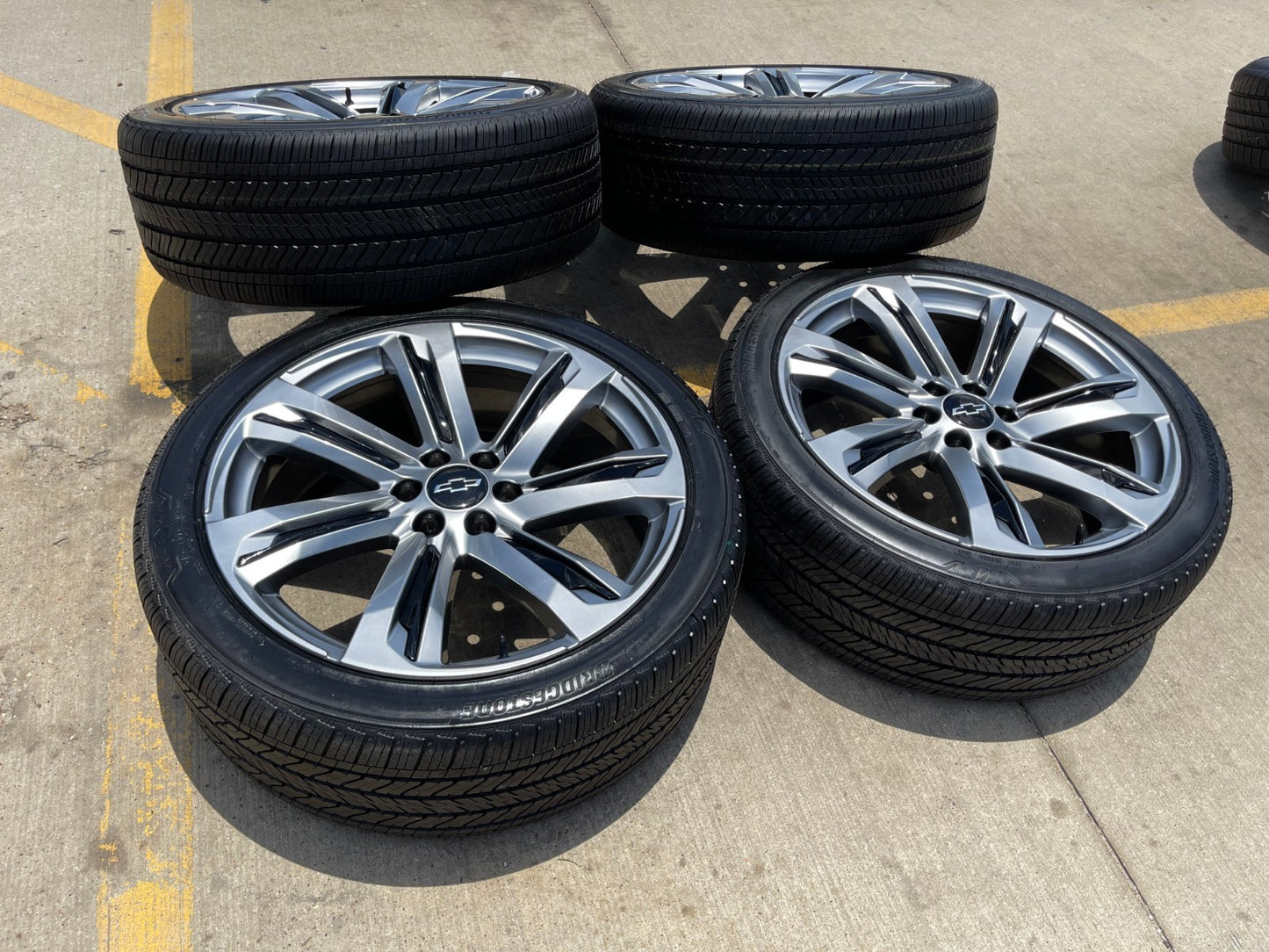 24" Chevy Tahoe Silverado OEM wheels rims SET Escalade 84949596 2025 2026 NEW