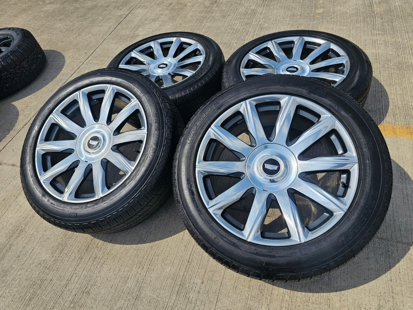 22" Cadillac Escalade Platinum OEM ORIGINAL 95078 wheels rims 2023 2024 2025