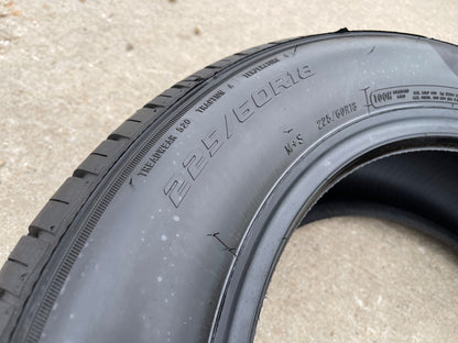 (1) 225/60/18 Starfire Solarus A/S tire 225/60r18 100H M+S NEW
