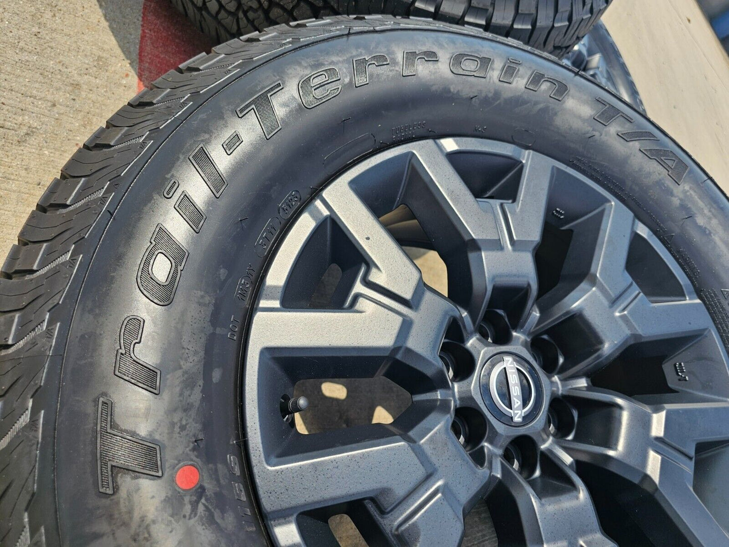 17" Nissan Frontier OEM Desert Runner 62832 wheels rims tires 2023 2024 2025 NEW