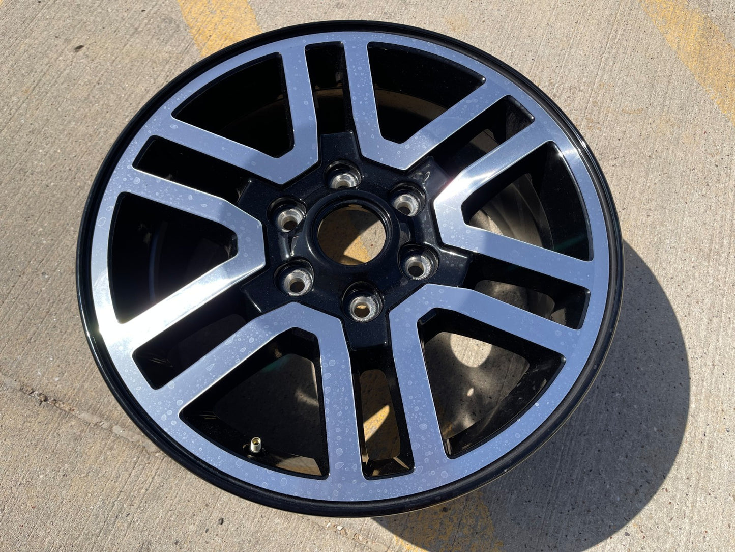 (1) 17" INEOS Grenadier OEM 8775 wheel rim 2023 2024 2025 2026 NEW