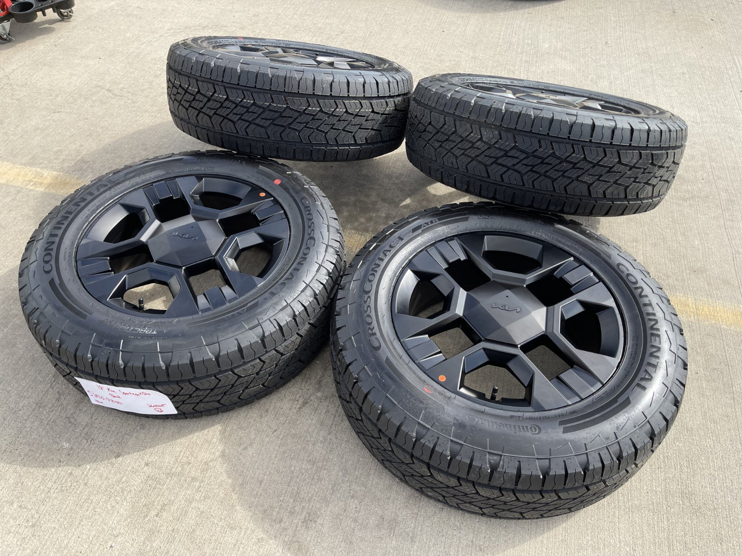 18" Kia Telluride X-PRO OEM wheels rims Sorento Sedona 2026 2027 NEW