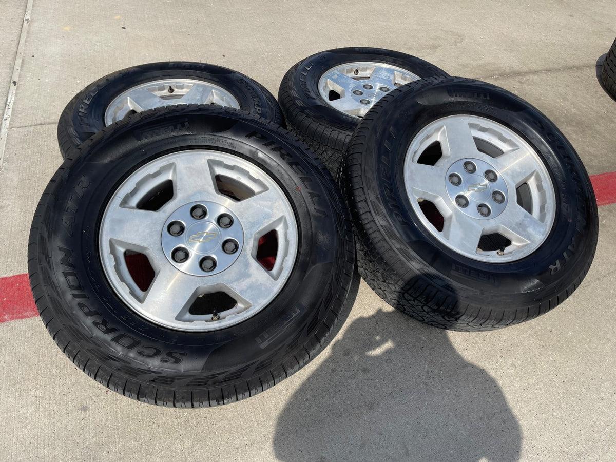 17" Chevy Tahoe Silverado Suburban Z71 OEM 5196 wheels rims tires SET