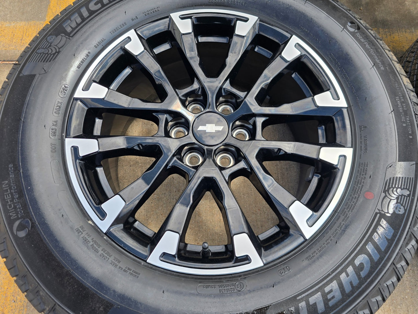 18" Chevy Traverse Blazer Z71 GMC Acadia OEM 14154 wheels rims 2025 2026 NEW