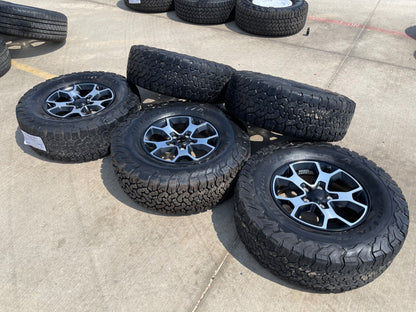 17" Jeep Wrangler Rubicon OEM 9218 wheels rims Gladiator BRIDGESTONE A/T NEW