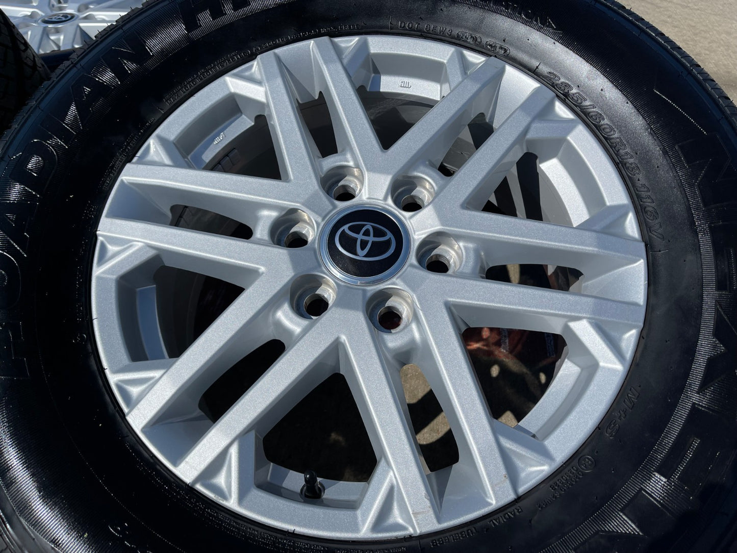 18" Toyota Tundra Sequoia OEM wheels rims 75281 LX600 2022 2024 2025 2026 NEXEN
