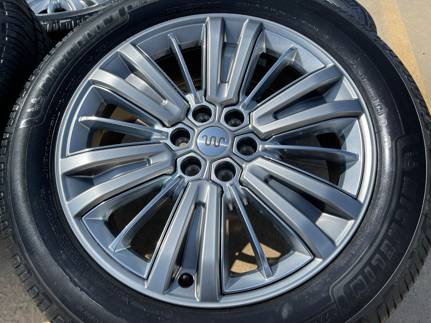 22" Ford F-150 LIMITED OEM rims wheels 10622 Expedition 2025 2026 MICHELIN NEW