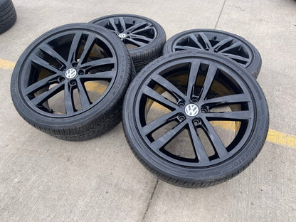 19" VW Passat Golf GTI Jetta OEM 70002 Salvador black wheels rims