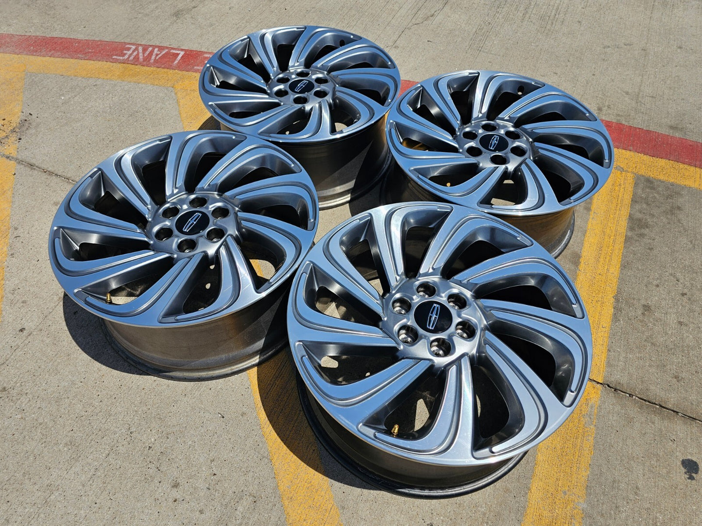 22" Lincoln Navigator OEM rims wheels Reserve 2022 2023 2024 2025 2026 NEW 10497