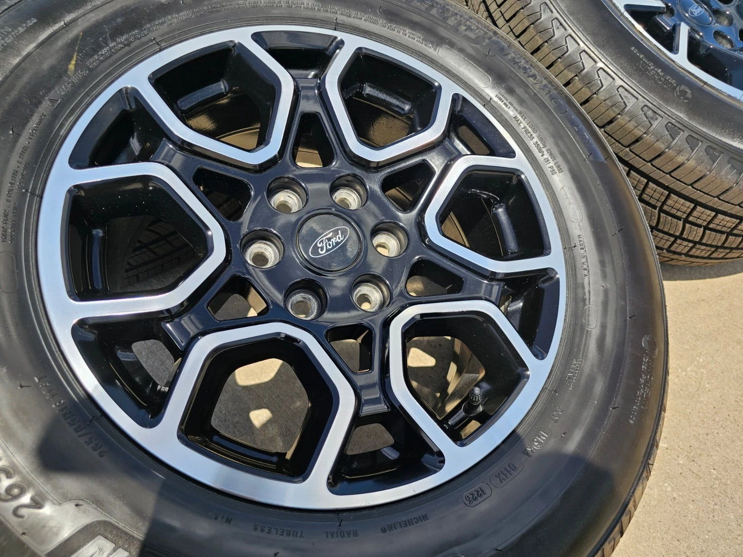 18" Ford F-150 OEM rims wheels 95049 10340 Expedition 2025 2026 NEW MICHELIN