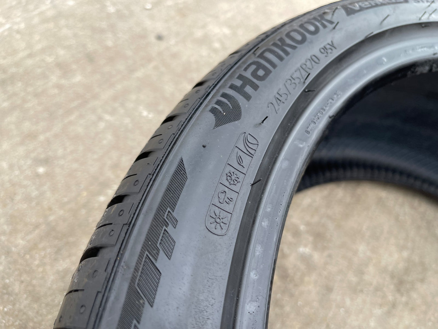 (1) 245/35/20 Hankook Ventus S1 A/S tire 245/35r20 95Y M+S NEW