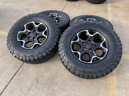 17" Jeep Wrangler Rubicon OEM wheels rims Gladiator 96832 9282 BFG KO2 A/T NEW