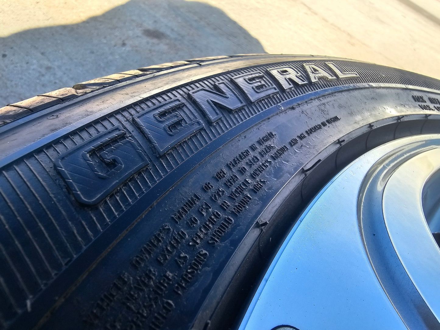 (1) 22" Lincoln Navigator BLACK LABEL OEM 10497 rim wheel 2022 2023 2024 GENERAL