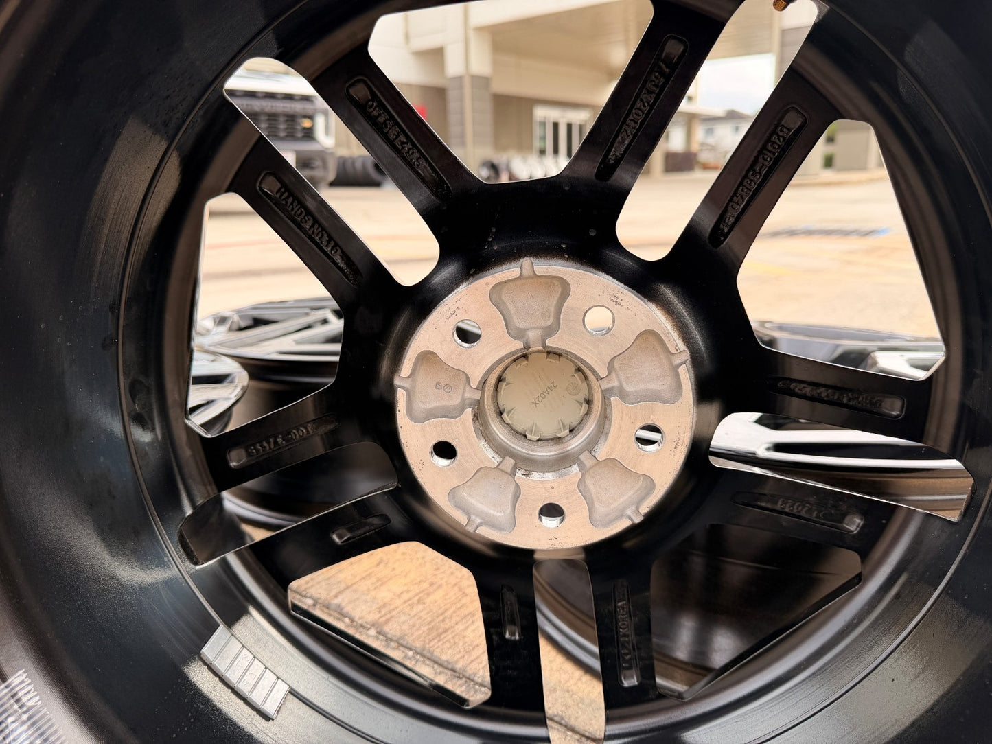 20" Kia Telluride Prestige X-PRO OEM wheels rims 74721 Sedona 2024 2025 2026 NEW