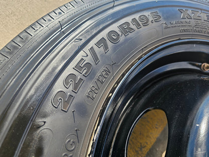 19.5" Ford F-450 F-550 Dually rim RAM 4500 OEM 10x225 spare MICHELIN