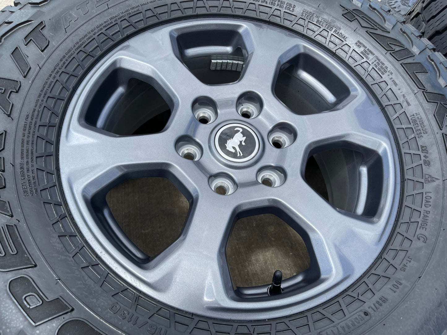 (5) 17" Ford Bronco Big Bend wheels rims 10384 OEM Ranger FALKEN A/T3 33"