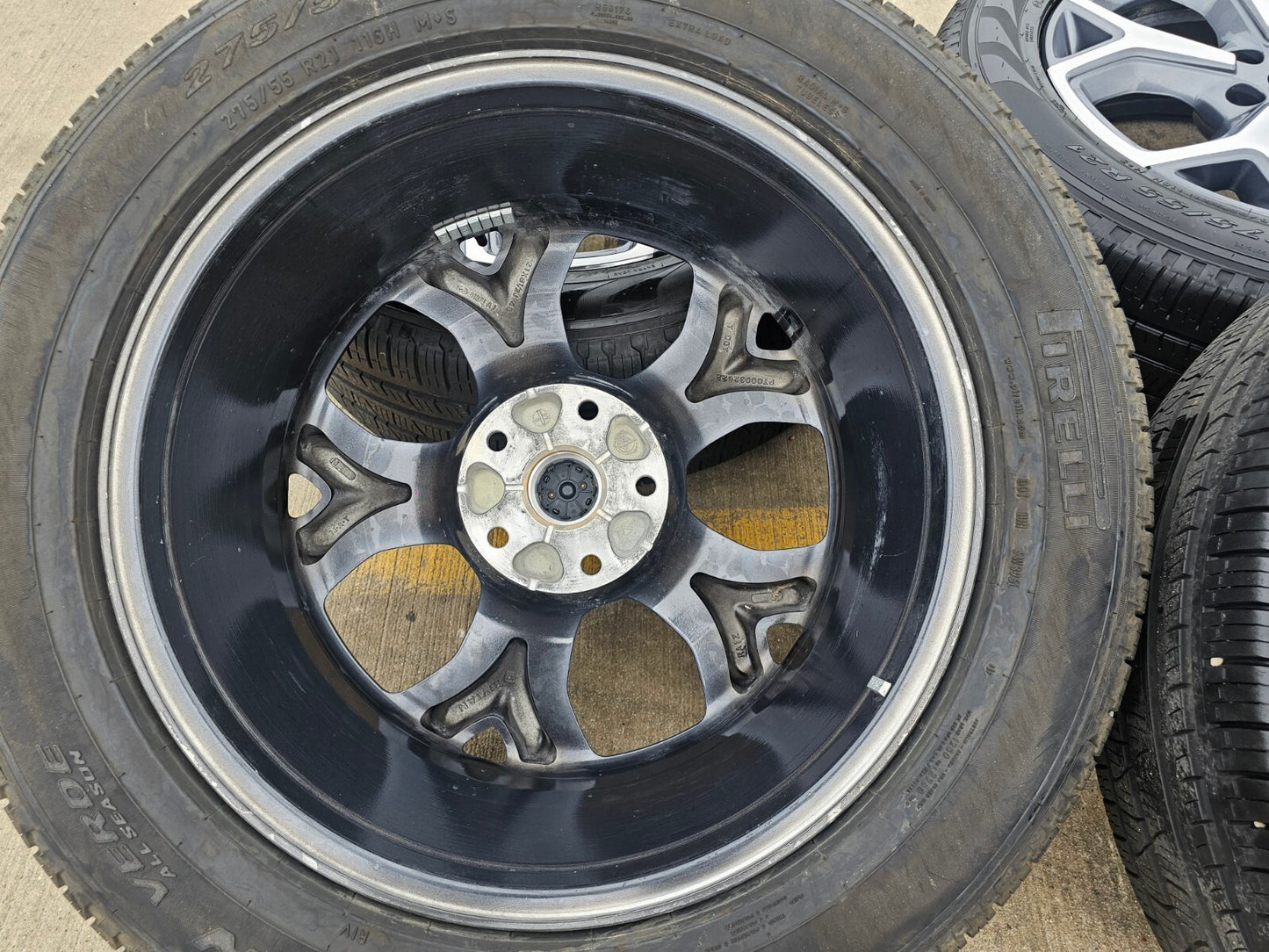 (1) 21" Rivian R1T R1S OEM wheel rim tire spare 2022 2023 2024 2025 2026 2027