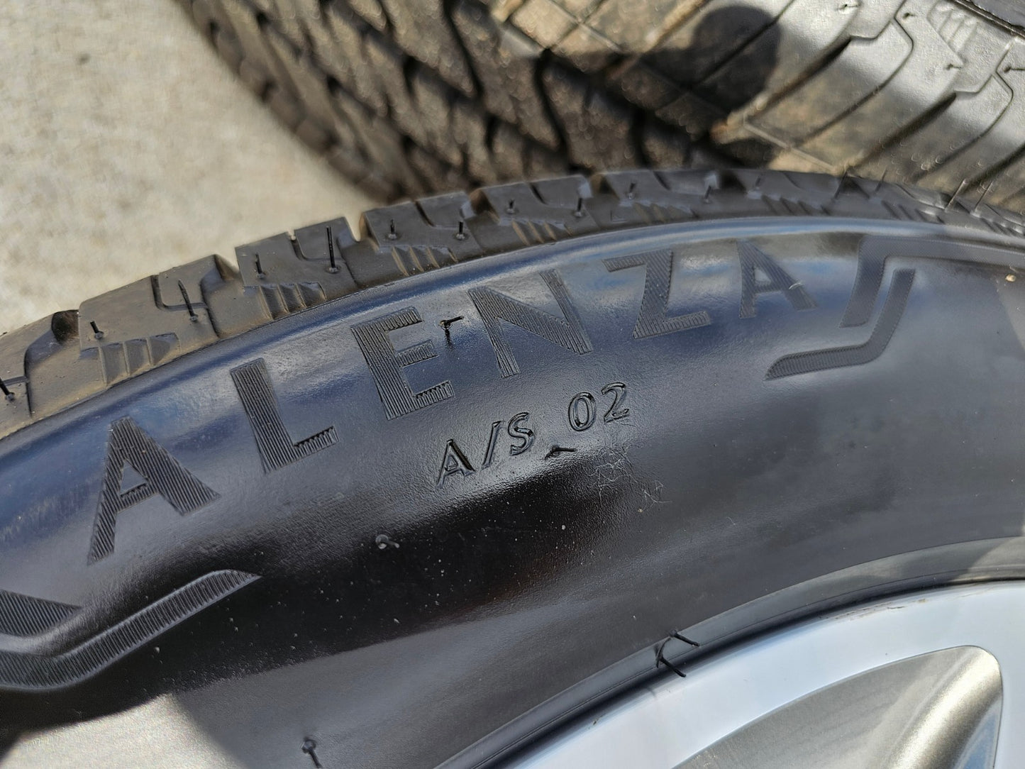 22" Lincoln Navigator OEM 94225 rims wheels BLACK LABEL BRIDGESTONE NEW