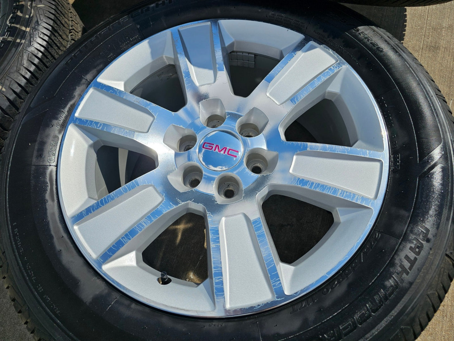 20" GMC Sierra Yukon Denali OEM 5650 wheels rims tires