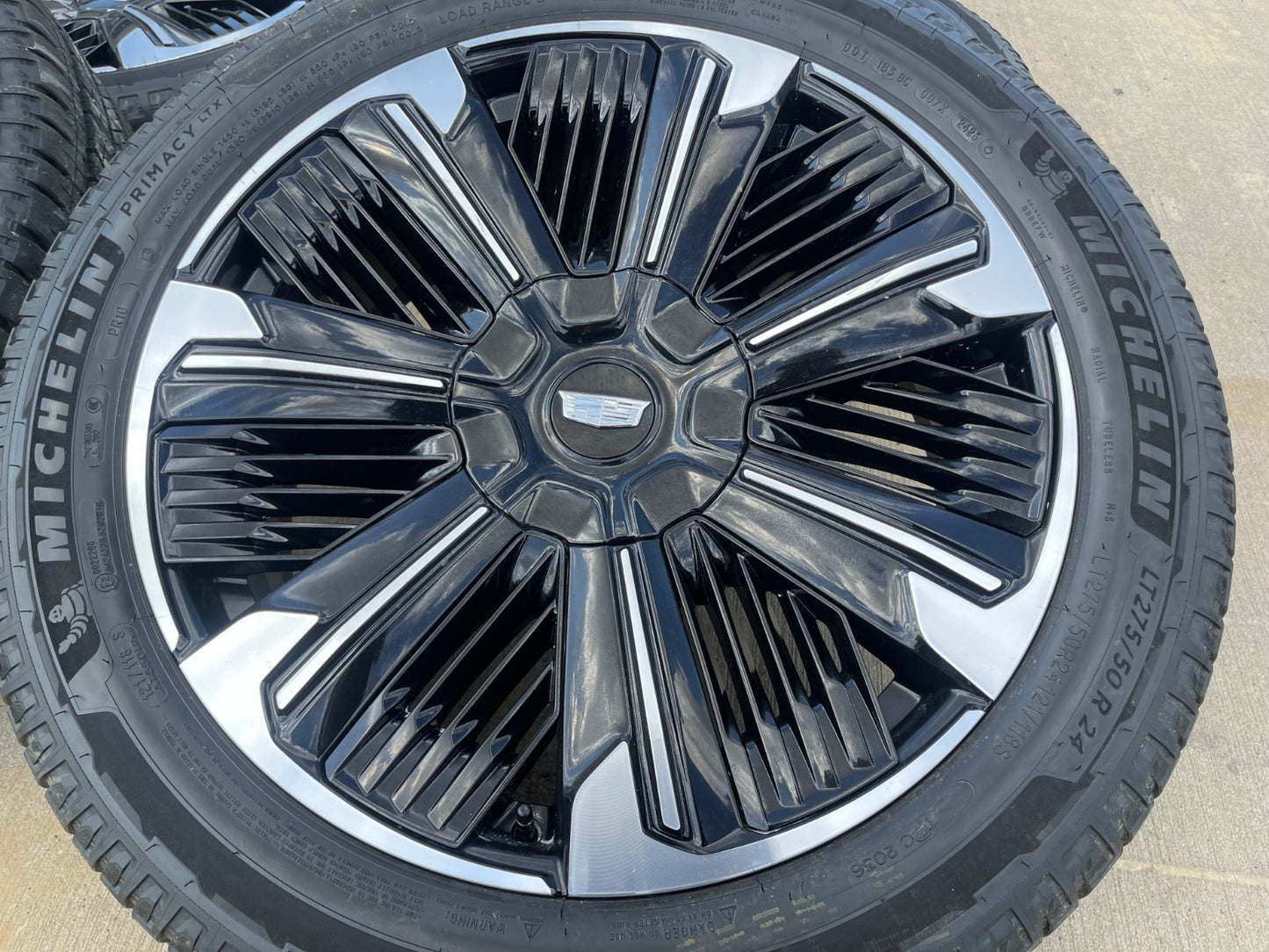 24" Cadillac Escalade IQ EV OEM 4893 wheels rims Hummer 2025 2026 2027 SET NEW