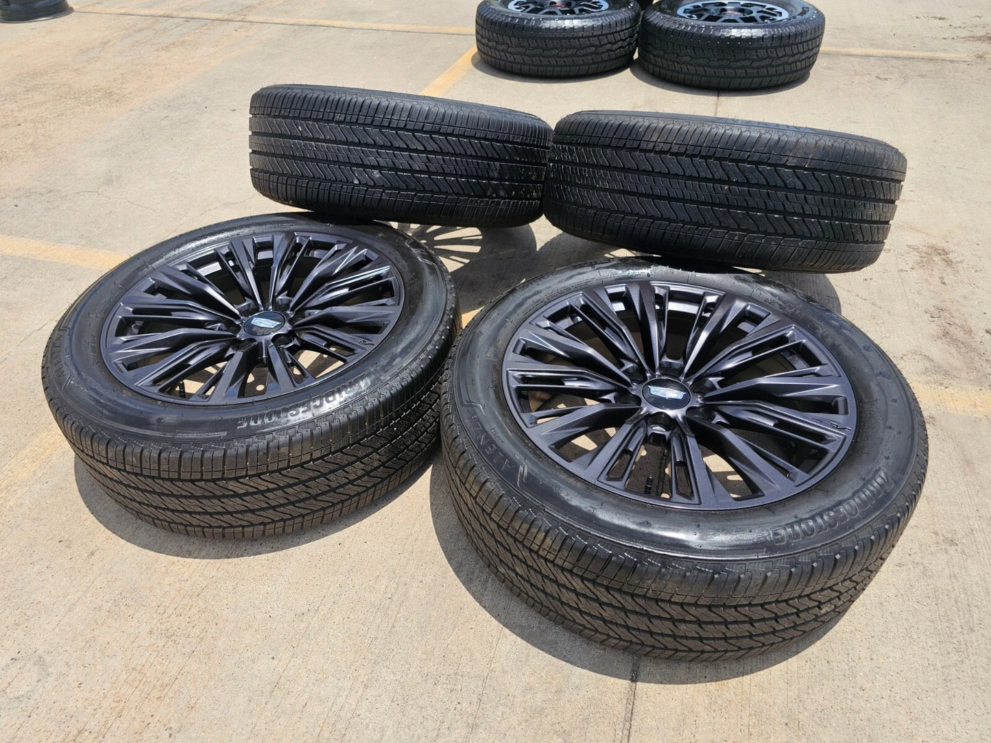 22" Cadillac Escalade V V600 Platinum OEM ORIGINAL wheels rims 2025 2026 NEW