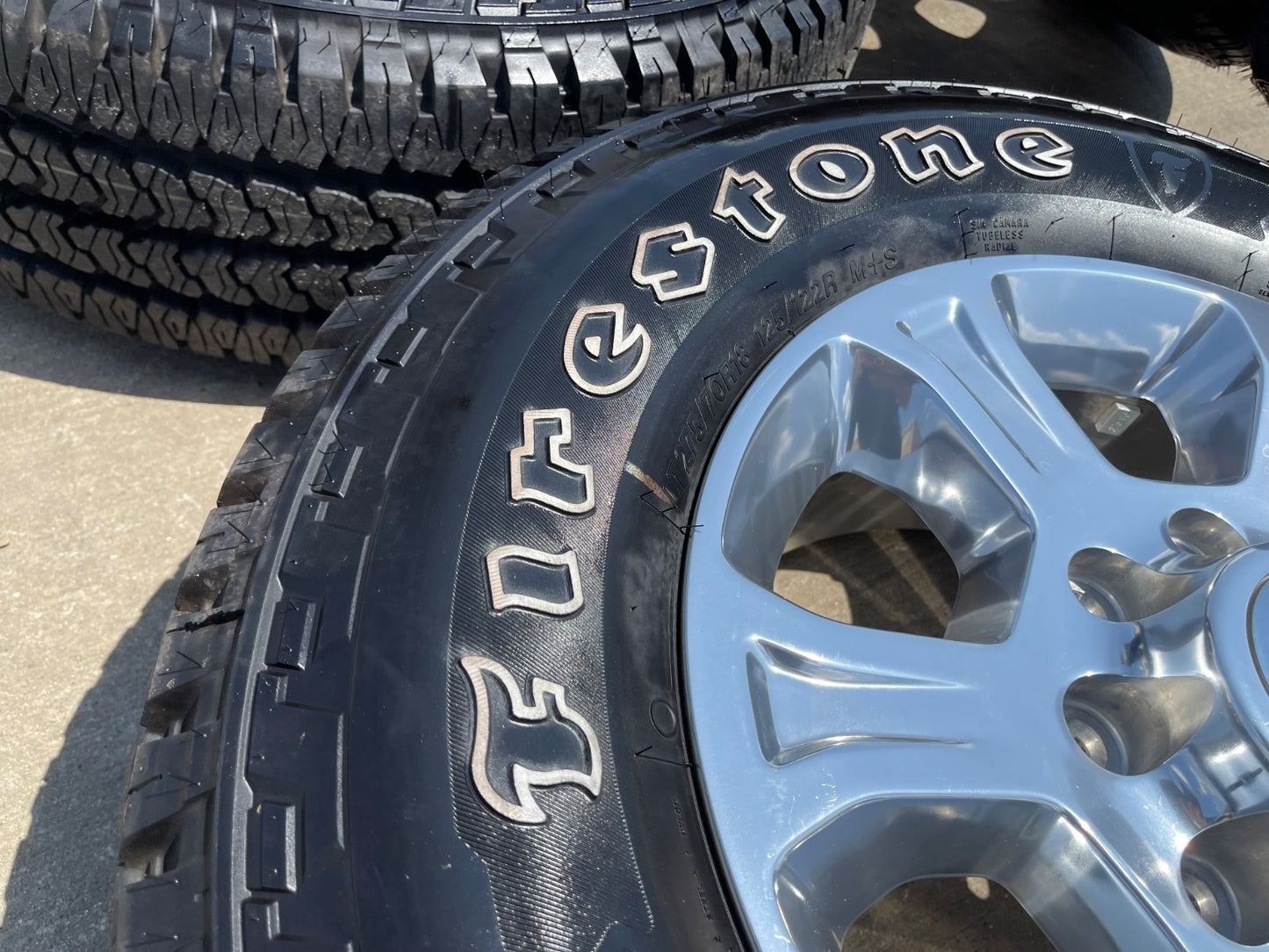 18" Ram 2500 3500 Laramie Power Wagon OEM 2692 wheels rims FIRESTONE SET NEW