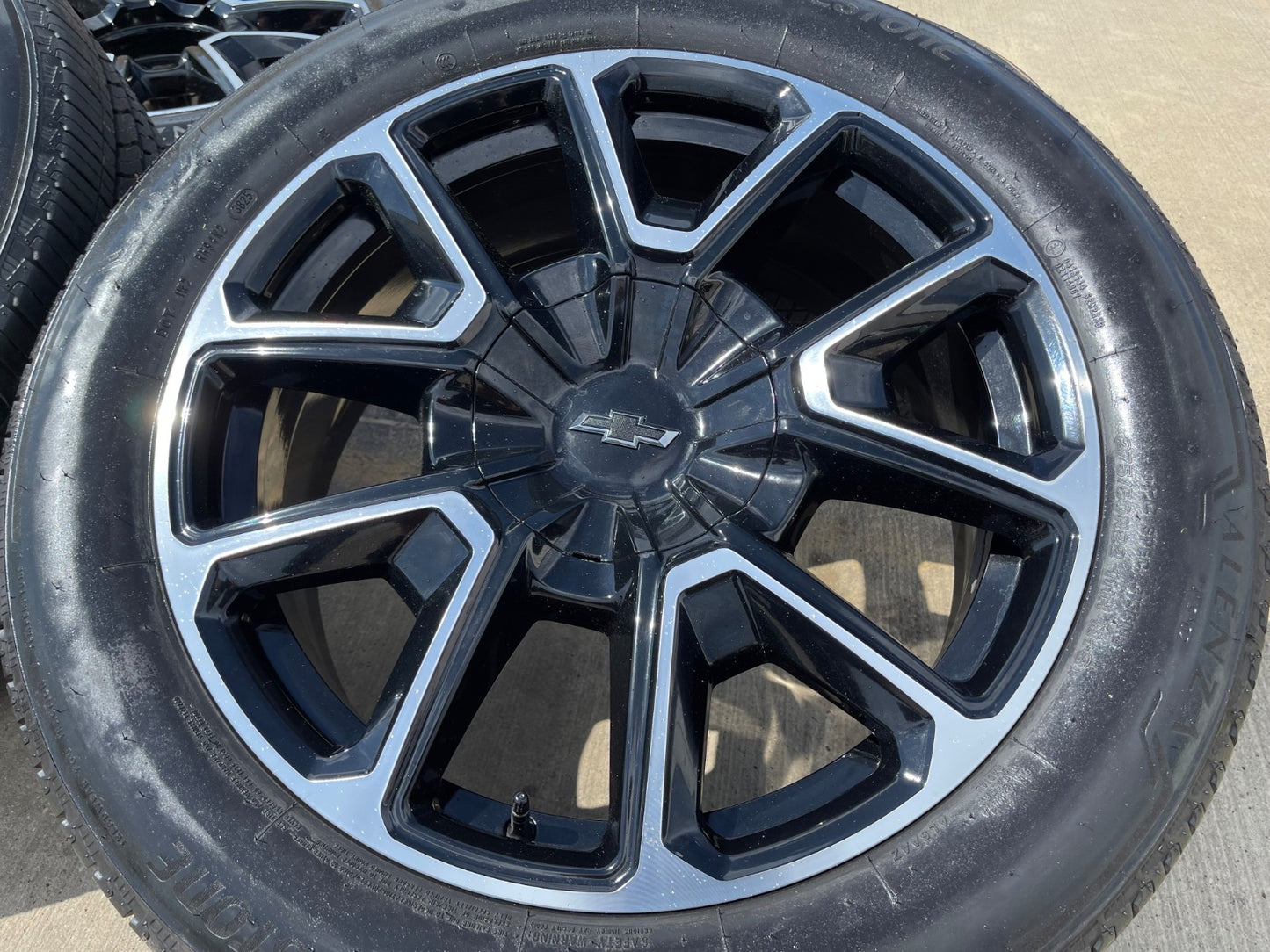 22" Chevy Tahoe Suburban RST OEM 14035 wheels rims Silverado SET 2025 2026 2027