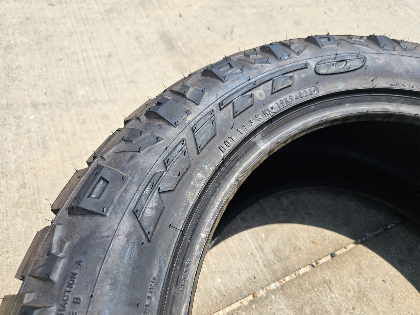 (1) 275/55/20 Nitro Rige Grapler R/T tire 117T XL 275/55r20 NEW